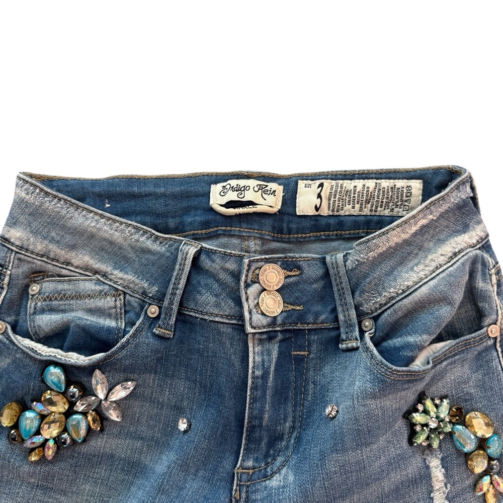 NWOT Indigo Rein Blue Embellished Skinny Jeans Size 3 - Picture 2 of 6